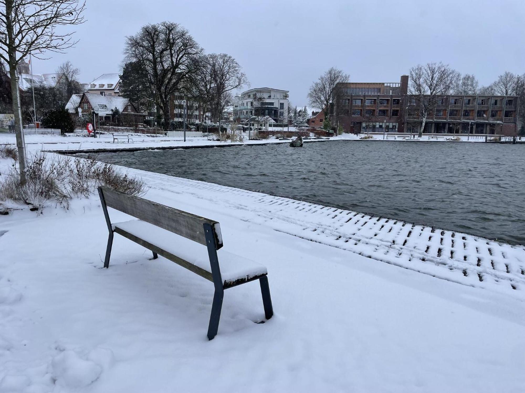 Flat In Eutin On The Kleiner Eutiner See Lake Eksteriør billede